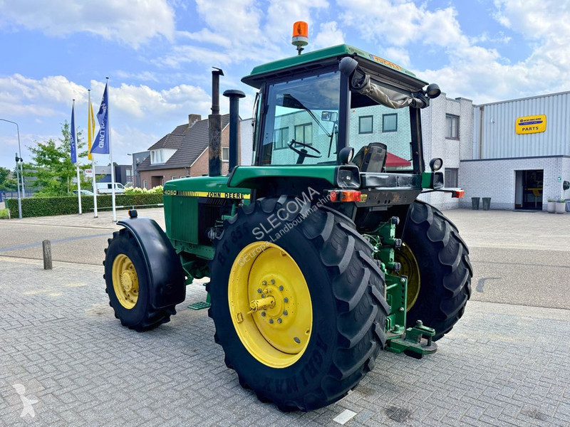 Lantbrukstraktor John Deere 4050 4WD
