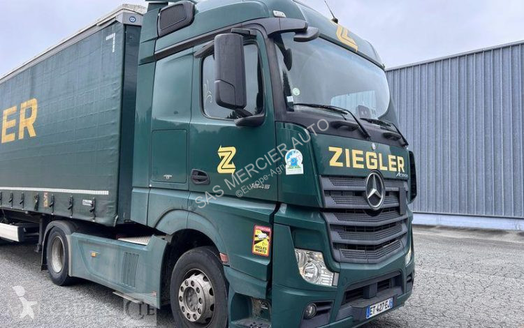 Tracteur Mercedes