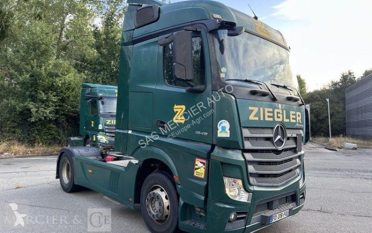 Tracteur Mercedes