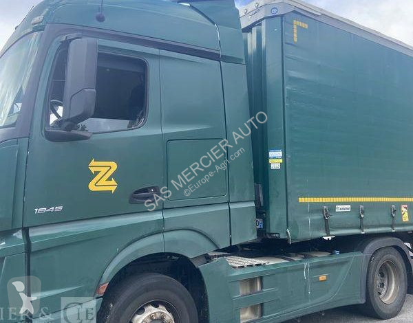 Tracteur Mercedes