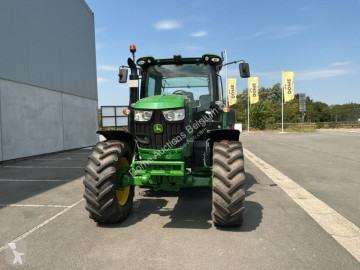 جرار زراعي John Deere