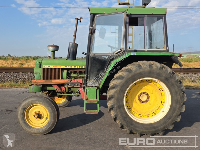 Lantbrukstraktor John Deere 2130