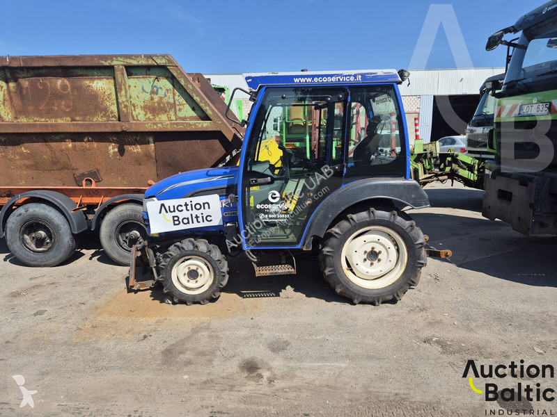 Трактор Iseki TH4295