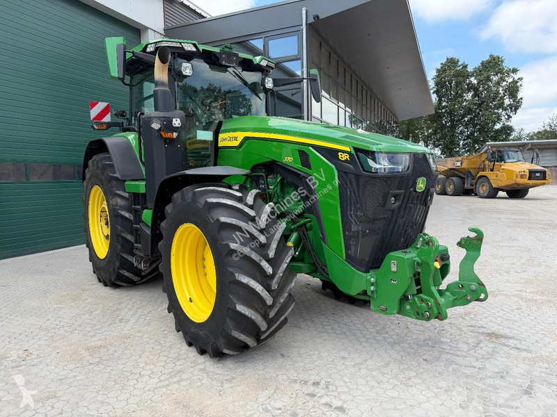 Ciągnik John Deere 8R 370