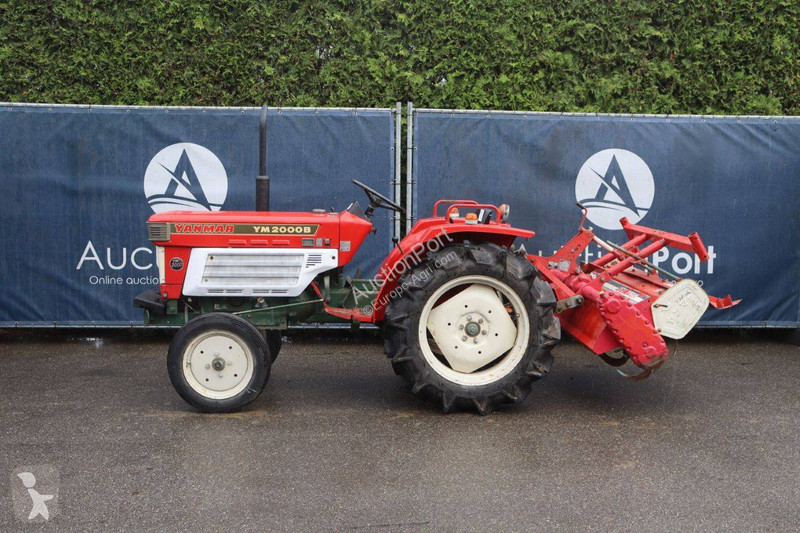 Lantbrukstraktor Yanmar 2TR20A
