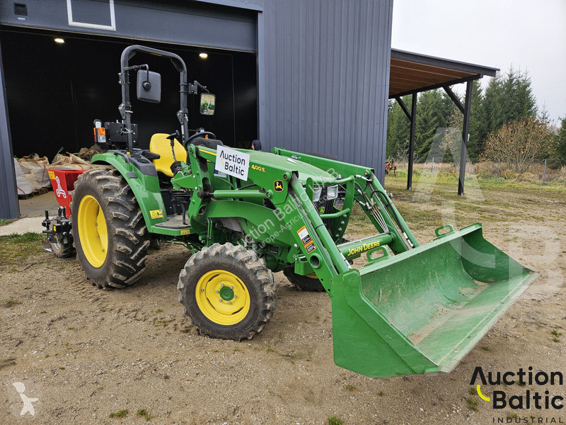 Lantbrukstraktor John Deere 4049 M