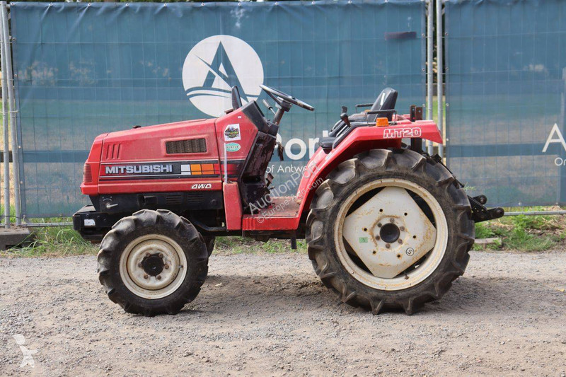 Tractor Mitsubishi MT20