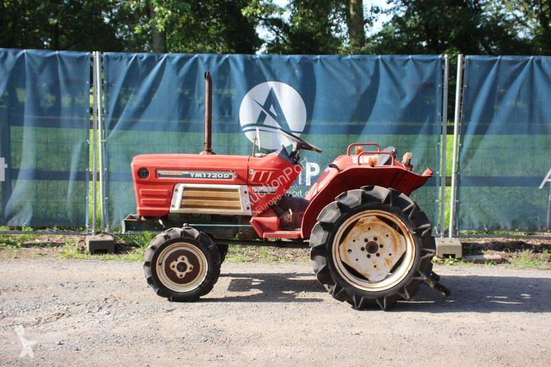 جرار زراعي Yanmar YM1720D