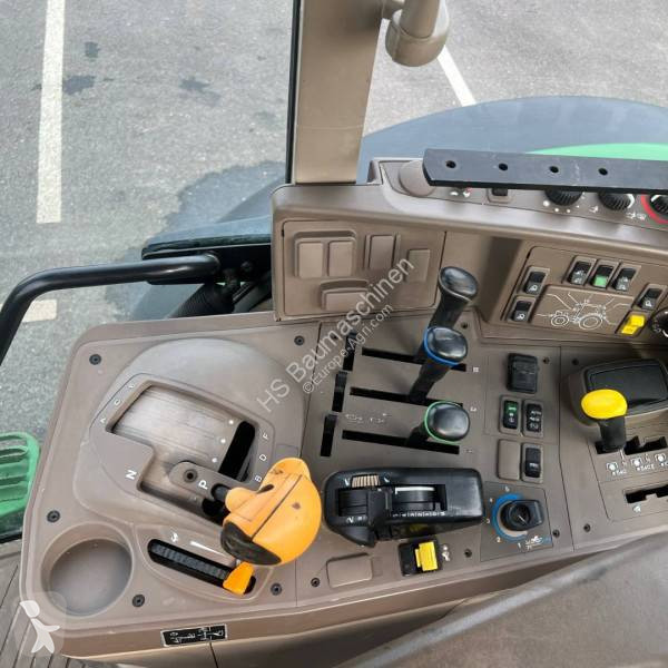 Tracteur agricole John Deere 6120M