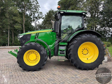 Tracteur agricole John Deere