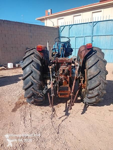 Tractor Ebro 460