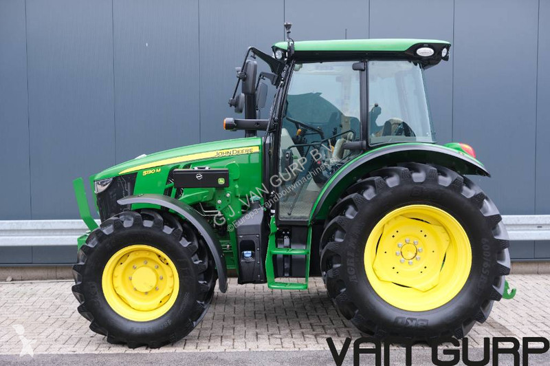 Сільськогосподарський трактор John Deere 5130 M...