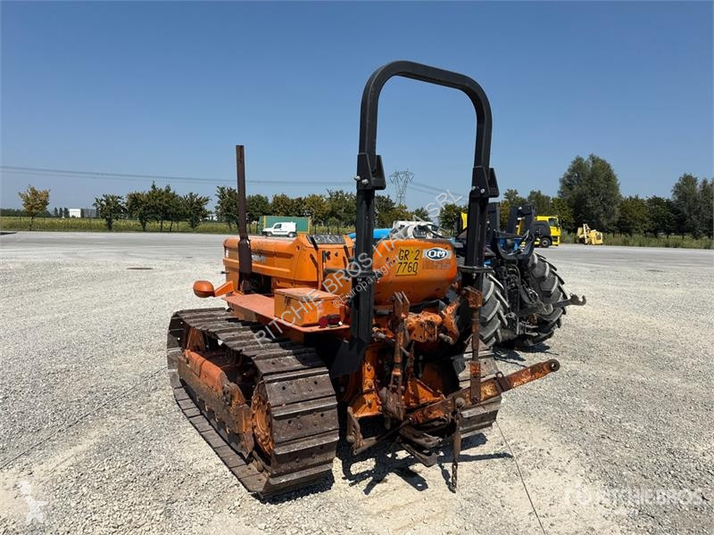 Сільськогосподарський трактор OM 655
