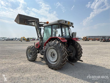 Tractor Massey Ferguson