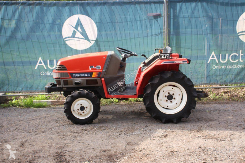 Сільськогосподарський трактор Yanmar F-6