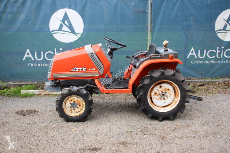 Сільськогосподарський трактор Kubota ASTE A-15