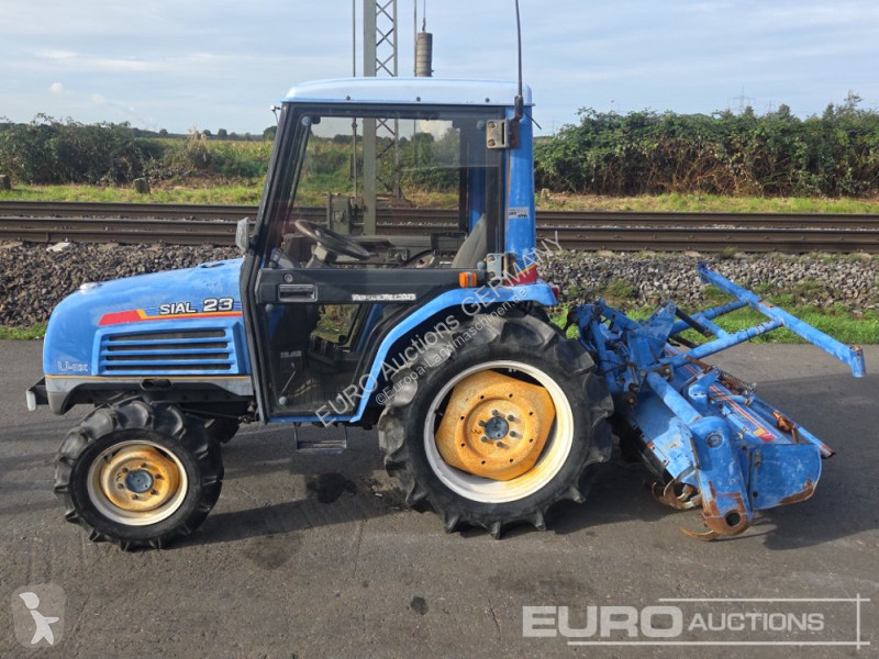 Tracteur agricole Iseki TF23F