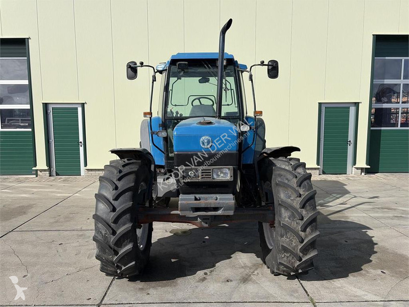 Tractor New Holland 8340 SLE