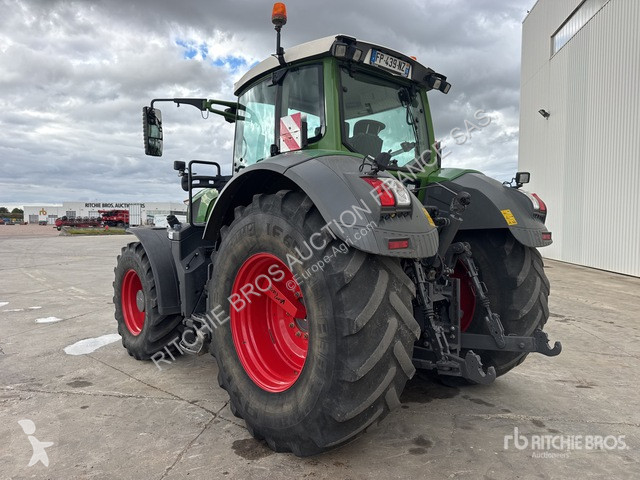 Tractor Fendt  824 Profi +