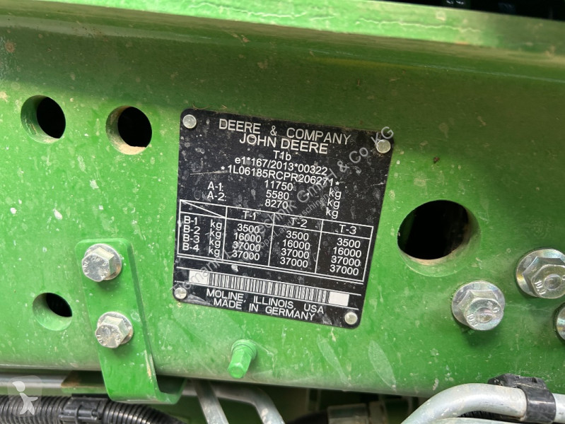 John Deere 185 tractor