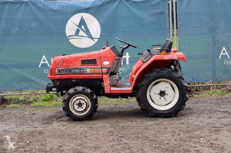 Mitsubishi MT15D tractor