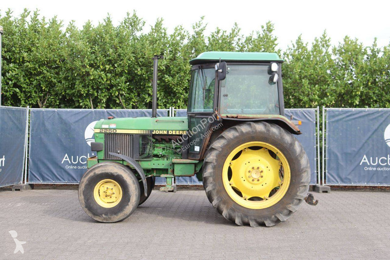 John Deere 2250 tractor