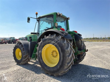 John Deere mezőgazdasági traktor