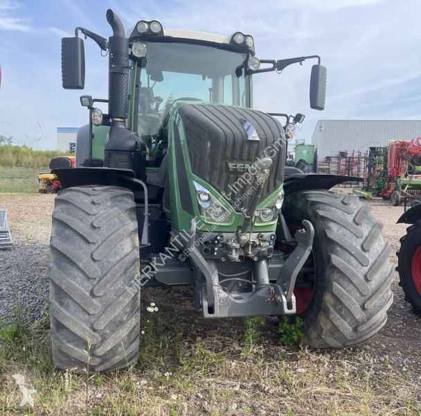 Tractor Fendt  828 Vario S4