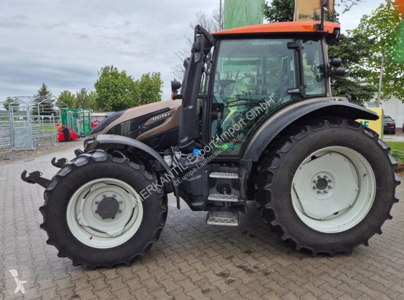 Tractor Valtra  G 115 H1