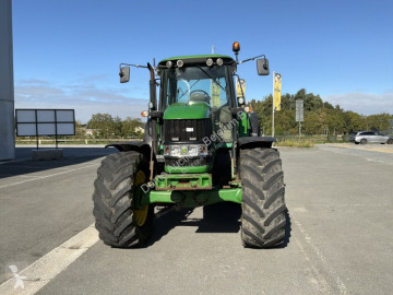 Tracteur agricole John Deere