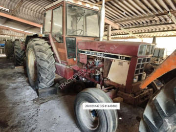 Tractor antigo International