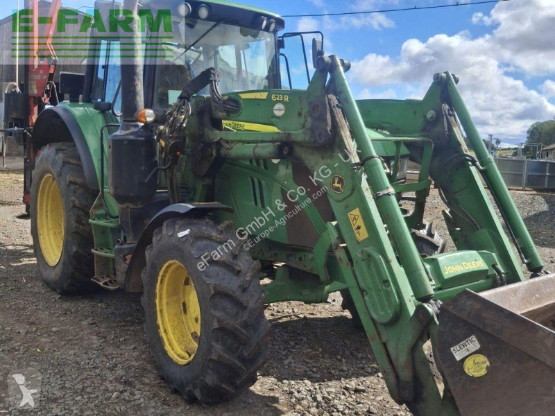 Tractor John Deere 6110M