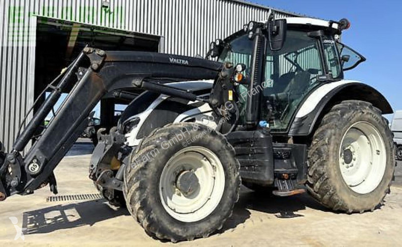 Трактор Valtra  n135