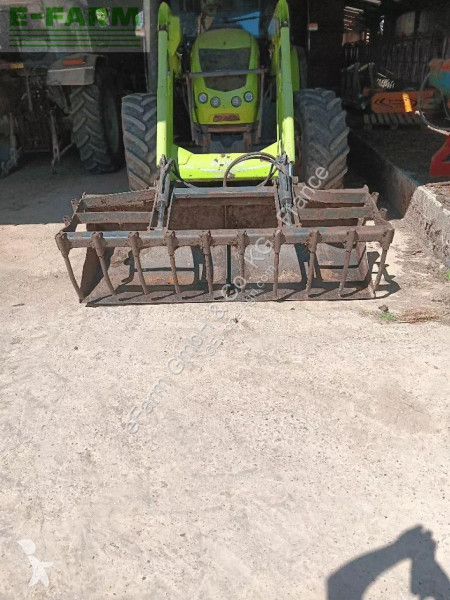 Трактор Claas  arion 410 c