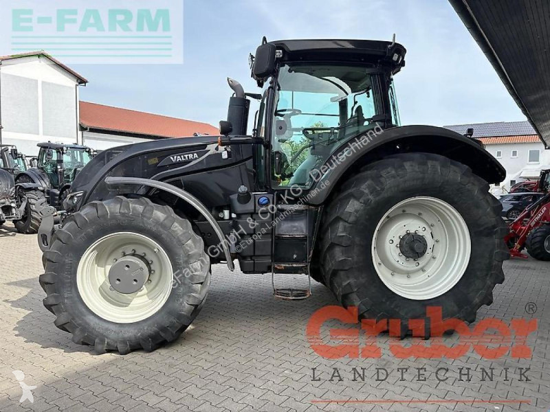 Tracteur agricole Valtra  s 374
