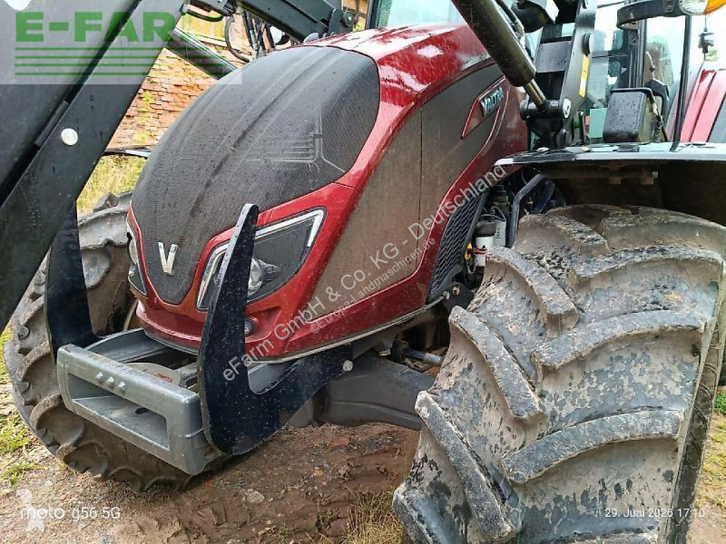 Tracteur agricole Valtra  a114 mit frontlader...