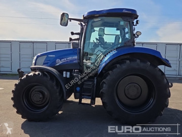 Tracteur agricole New Holland