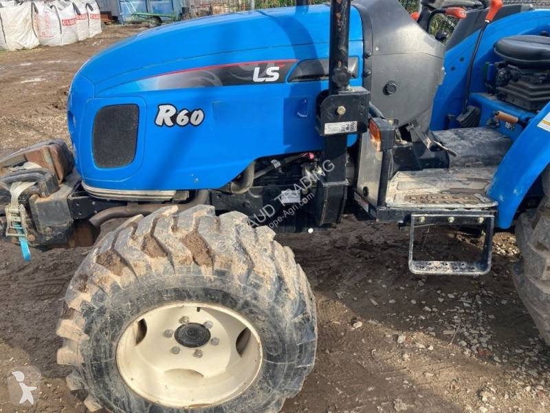 Tracteur agricole LS Tractor LS R 60 R