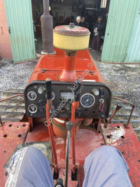 Tracteur agricole Fiat 1355