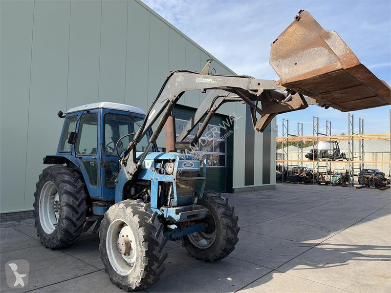 Tractor Ford 6710 4wd front loader