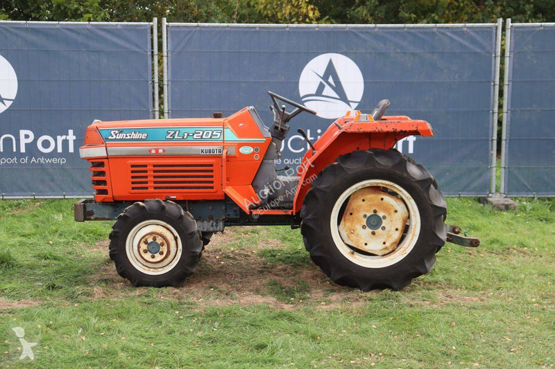 Tracteur agricole Kubota Sunshine ZL1-205D