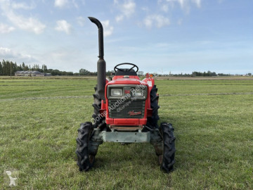 Tracteur agricole Yanmar