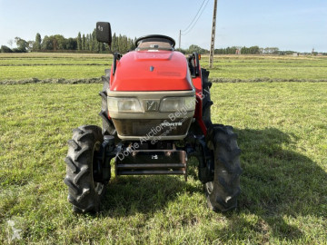 Tracteur agricole Yanmar
