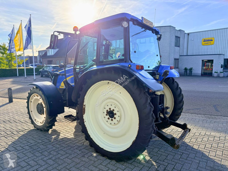 Tracteur agricole New Holland T5050 Cab Shuttle