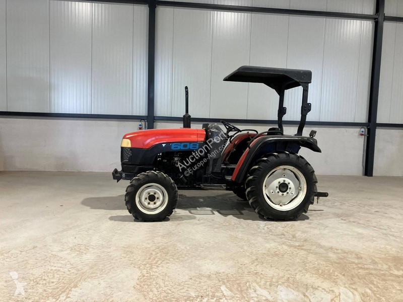 Zemědělský traktor Eurotrac 608