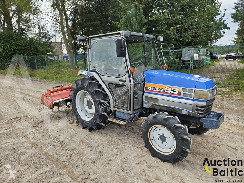 Zemědělský traktor Iseki Geas 33