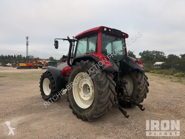 Zemědělský traktor Valtra  T190