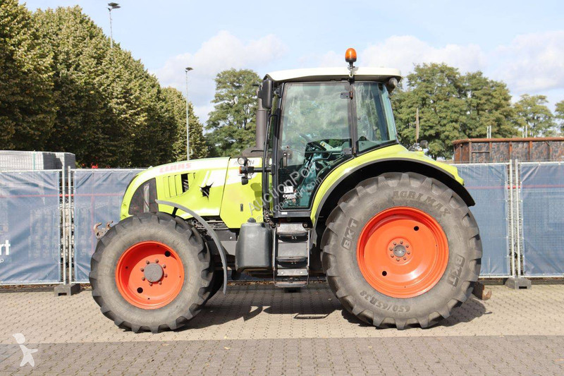 Zemědělský traktor Claas Arion 620