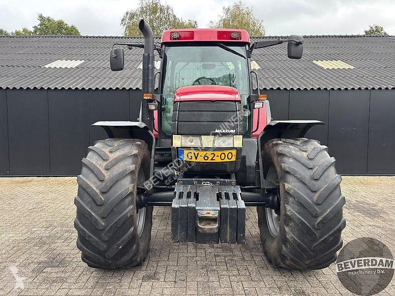 Zemědělský traktor Case Maxxum MX 135