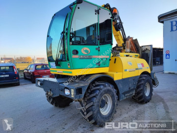 Zemědělský traktor